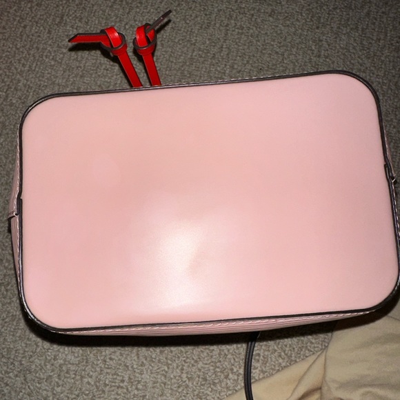 Louis Vuitton Neo Noe Bucket Bag Rose Ballerine Orange SHW Pink Epi Leather Bag - Picture 9 of 12